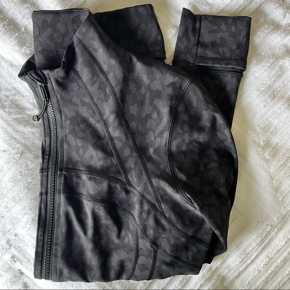 lululemon athletica Jackets & Blazers - Lululemon Define Jacket - 10 - Luxtreme Deep Formation Camo